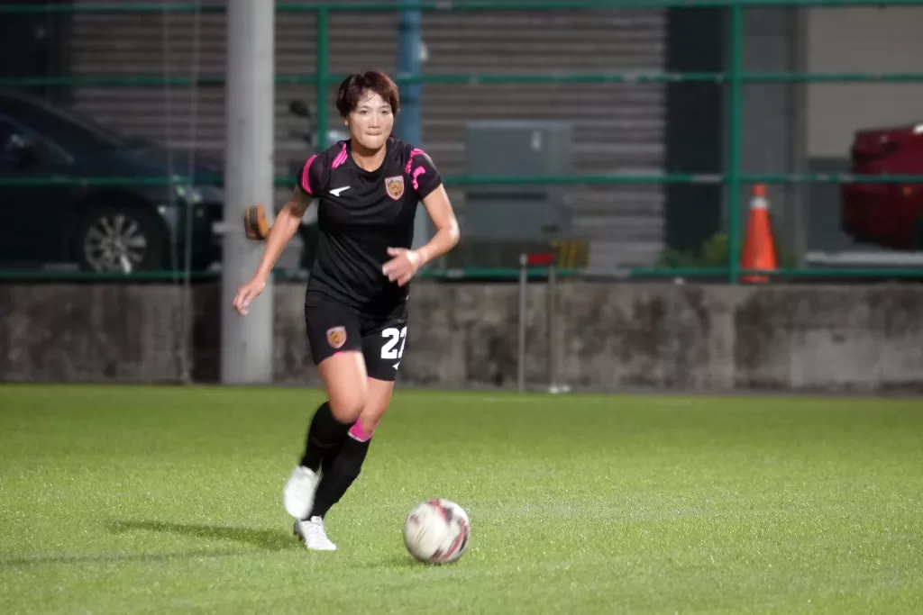 林瓊鶯於 AC Taipei 女子隊友誼賽
